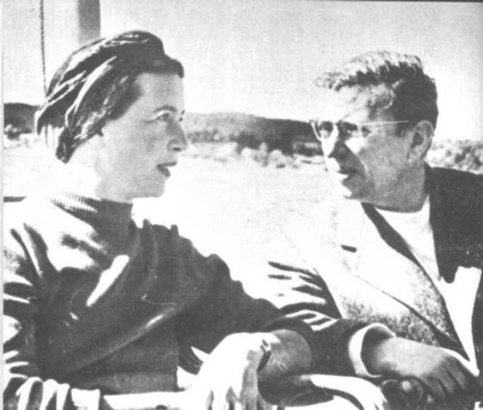 Simone_de_Beauvoir_et_Jean_Paul_Sartre_1954